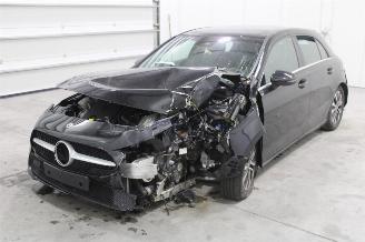 uszkodzony samochody ciężarowe Mercedes A-klasse A 200 2020/5