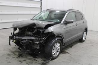 uszkodzony samochody ciężarowe Volkswagen T-Cross  2020/6
