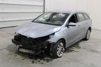 Damaged car Kia Pro cee d pro_cee'd 2023/1