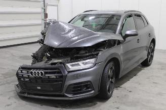 Voiture accidenté Audi Q5  2019/8