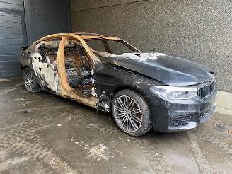 uszkodzony samochody osobowe BMW 5-serie (G30) Sedan 2016 / 2024 530e iPerformance xDrive Sedan 4Dr Elektrisch Benzine 1.998cc 120kW (163pk) 4x4 2020/5
