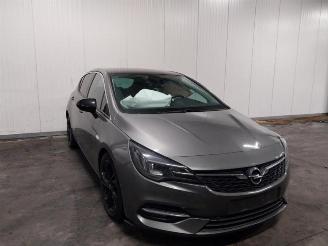 Voiture accidenté Opel Astra Astra K, Hatchback 5-drs, 2015 / 2022 1.5 CDTi 105 12V 2021/6