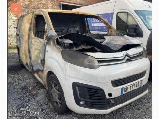 uszkodzony samochody osobowe Citroën Jumpy Jumpy, Van, 2016 2.0 Blue HDI 145 2023/1
