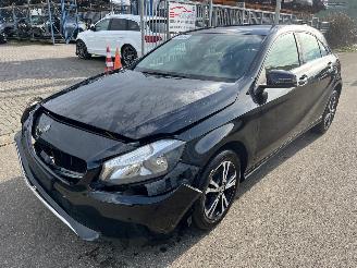 škoda osobní automobily Mercedes A-klasse  2017/1
