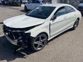 skadebil auto Mercedes Cla-klasse  2015/1