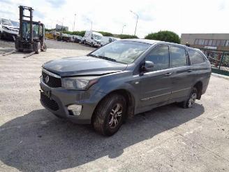 dommages motocyclettes  Ssang yong Actyon 2.0  D   SPORTS II 2016/9