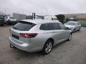 Damaged car Opel Insignia INNOVATION 1.6 CDTI 2019/11
