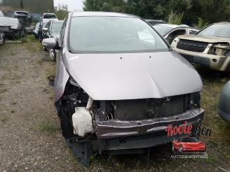 škoda osobní automobily Mitsubishi Grandis Grandis (NA), MPV, 2004 / 2010 2.4 16V MIVEC 2004/10
