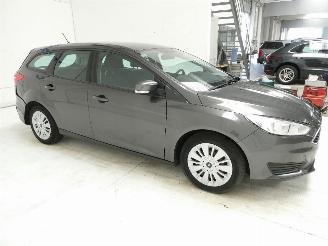 Ford Focus 1.0 TREND picture 11