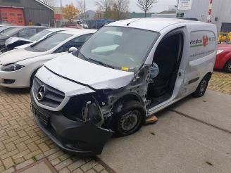 dañado vehículos comerciales Mercedes Citan Citan (415.6), Van, 2012 / 2021 1.5 108 CDI 2015/12