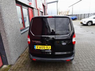 Ford Transit Courier 1.5 TDCI Ambiente AIRCO RIJDBARE SCHADE picture 15