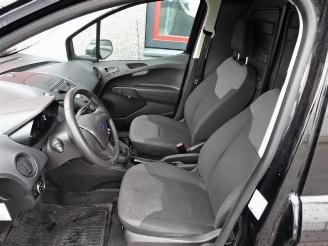 Ford Transit Courier 1.5 TDCI Ambiente AIRCO RIJDBARE SCHADE picture 14