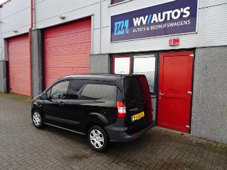 Ford Transit Courier 1.5 TDCI Ambiente AIRCO RIJDBARE SCHADE picture 2